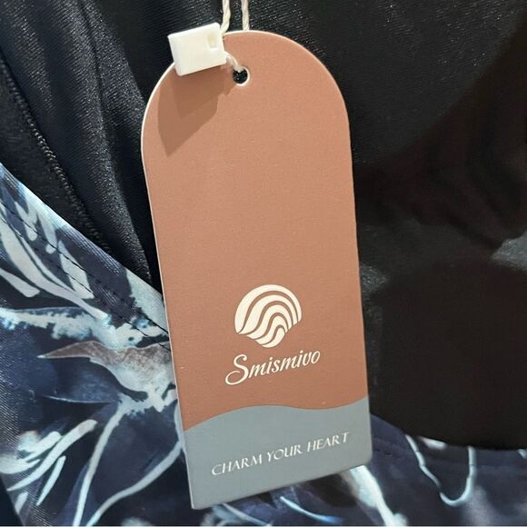 Smismivo Floral Halter One-Piece Swimsuit, Size M, NWT - Picture 6 of 6